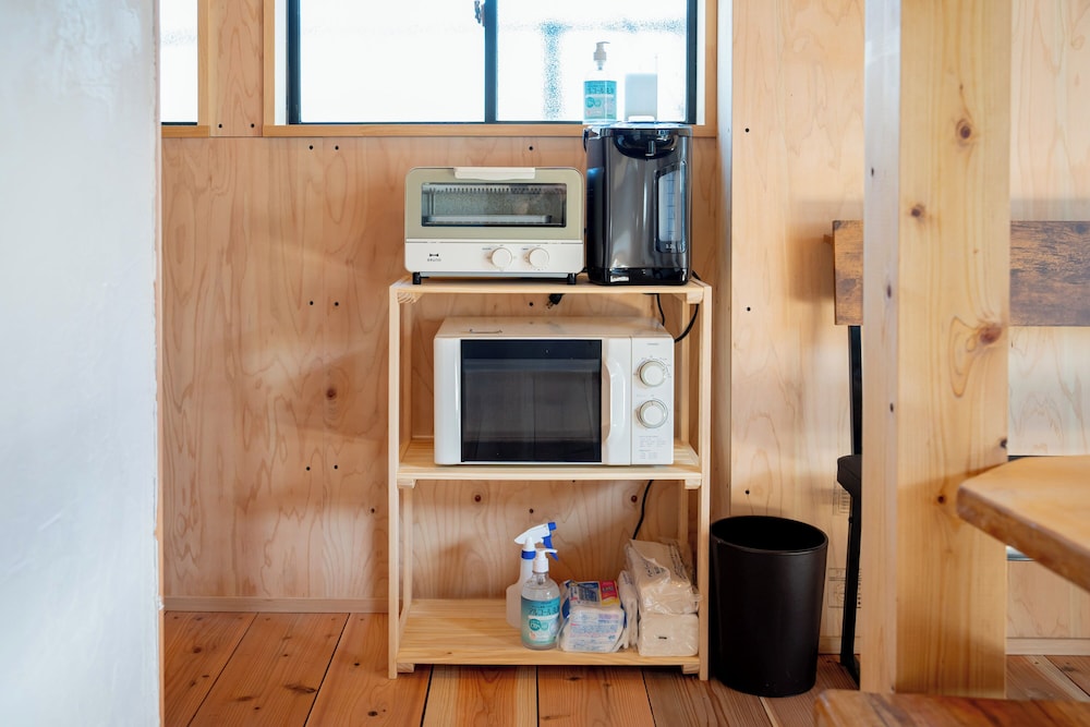 エコノミー ダブルルーム 内装0 | ゲストハウスミカタ