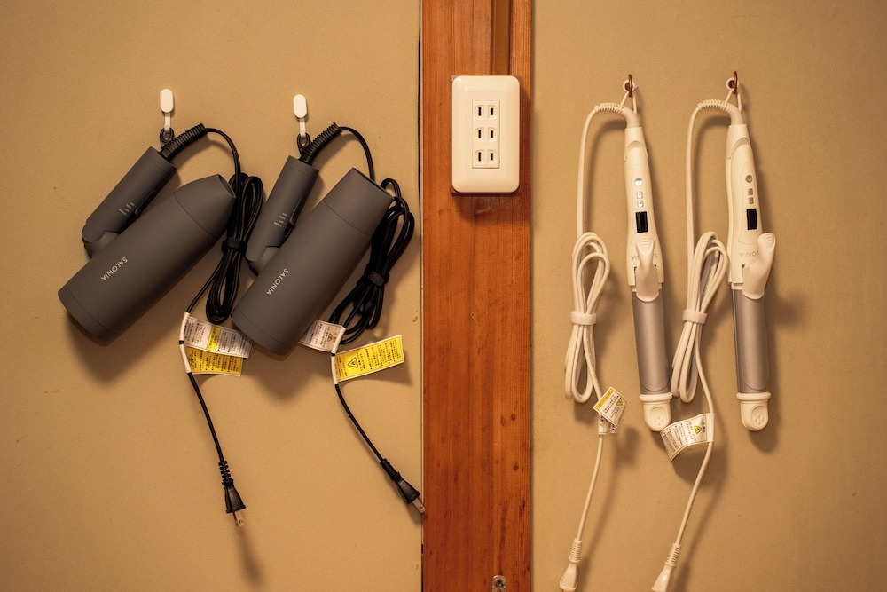 エコノミー ダブルルーム バスルーム1 | ゲストハウスミカタ