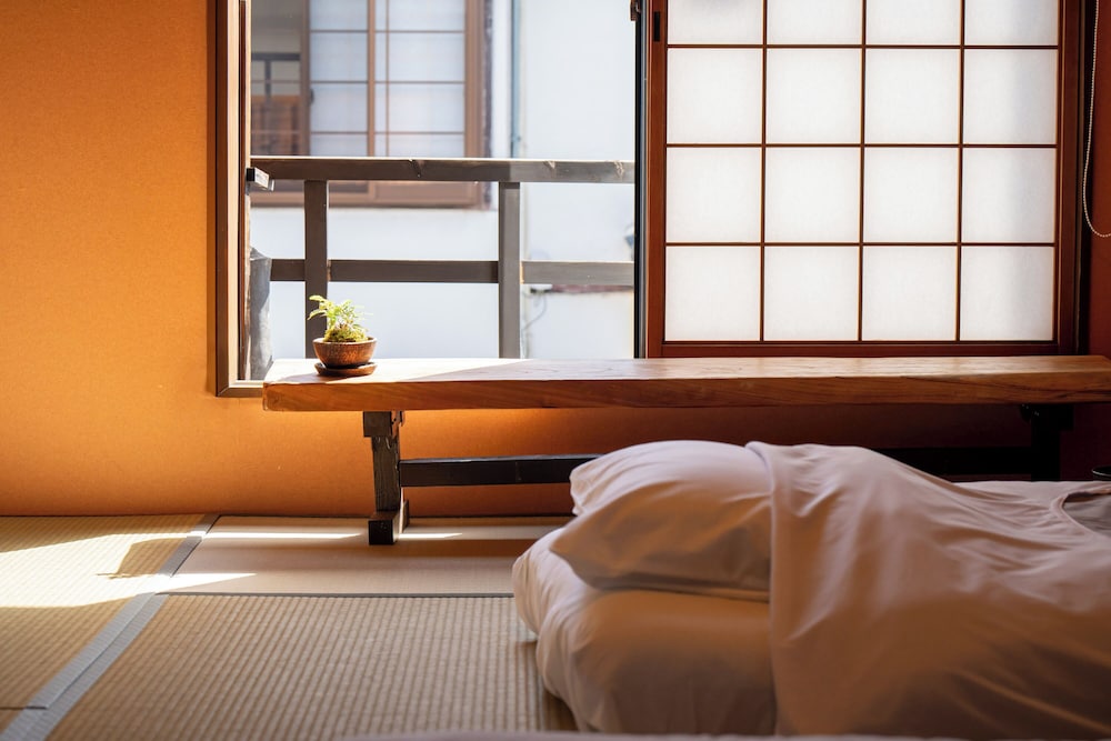 客室1 | ゲストハウスミカタ