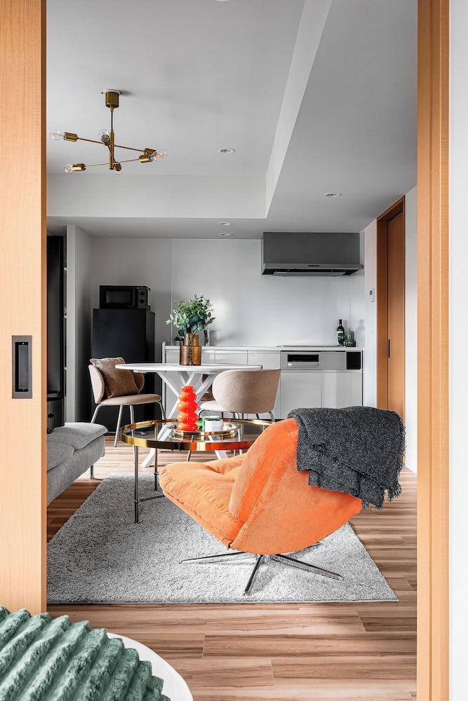 アパートメント リビング エリア3 | MONDOMIO ODORI 901