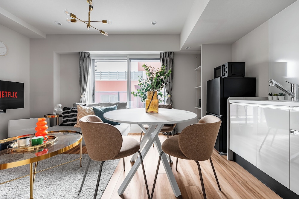 アパートメント レストラン8 | MONDOMIO ODORI 901