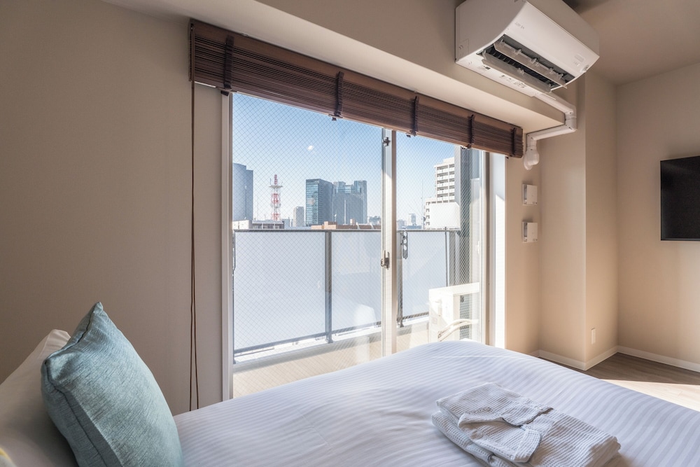デザイン ツインルーム 2 ベッドルーム バルコニー シティビュー 客室2 | エスリードホテル難波イースト