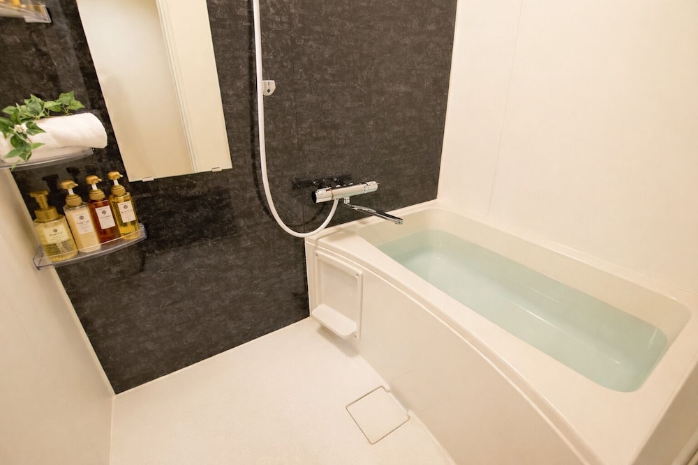 ラグジュアリー ヴィラ バスルーム0 | KISEN KOBE EKIMAE