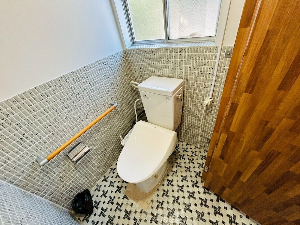 ファミリー ヴィラ シービュー ビーチサイド バスルーム5 | 隠れ家Resort 海風