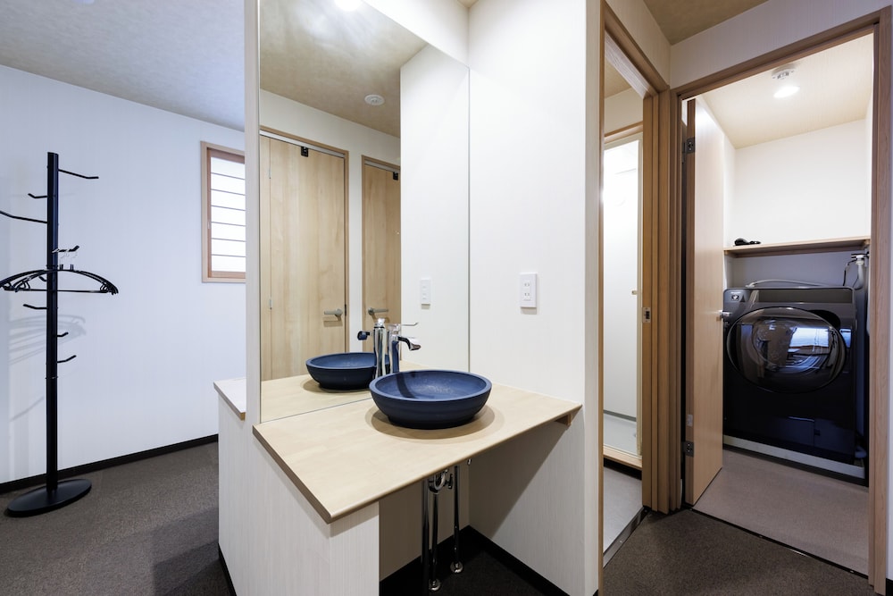 アパートメント 3 ベッドルーム 禁煙 バスルーム1 | STAY＆GO京都駅北