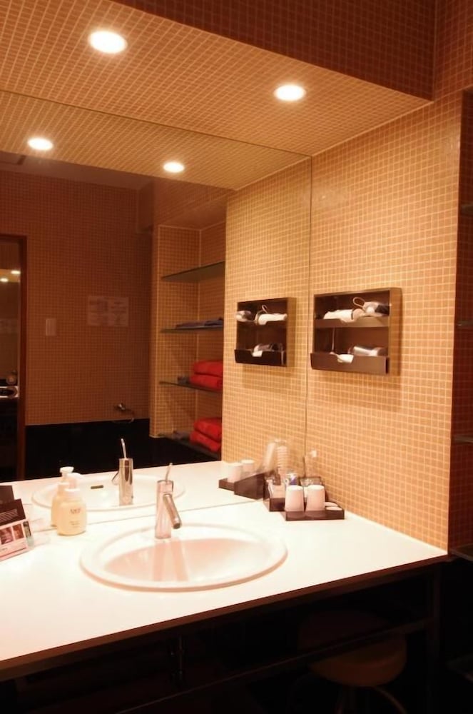 プレミアム ダブルルーム 禁煙 バスルーム1 | ブルーホテル オクタ - 大人限定