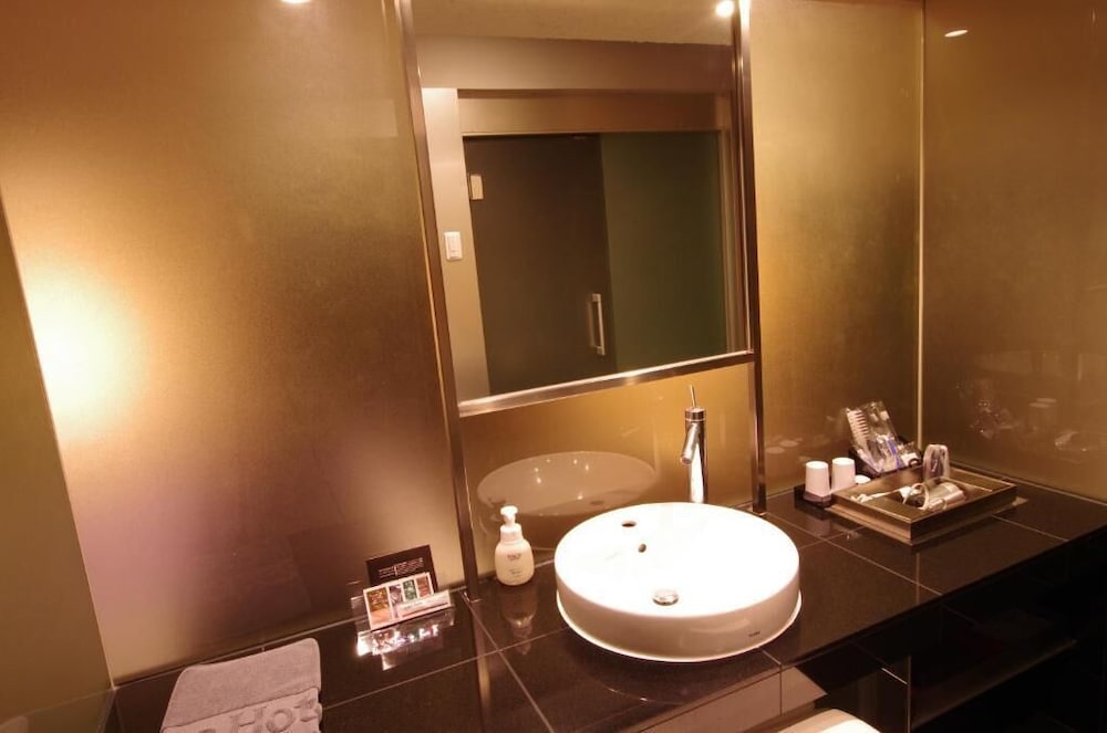 スーペリア ダブルルーム 禁煙 バスルーム0 | ブルーホテル オクタ - 大人限定