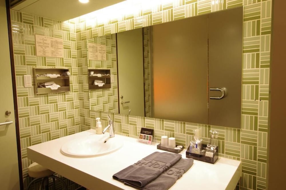 デラックス ダブルルーム 喫煙可 バスルーム0 | ブルーホテル オクタ - 大人限定