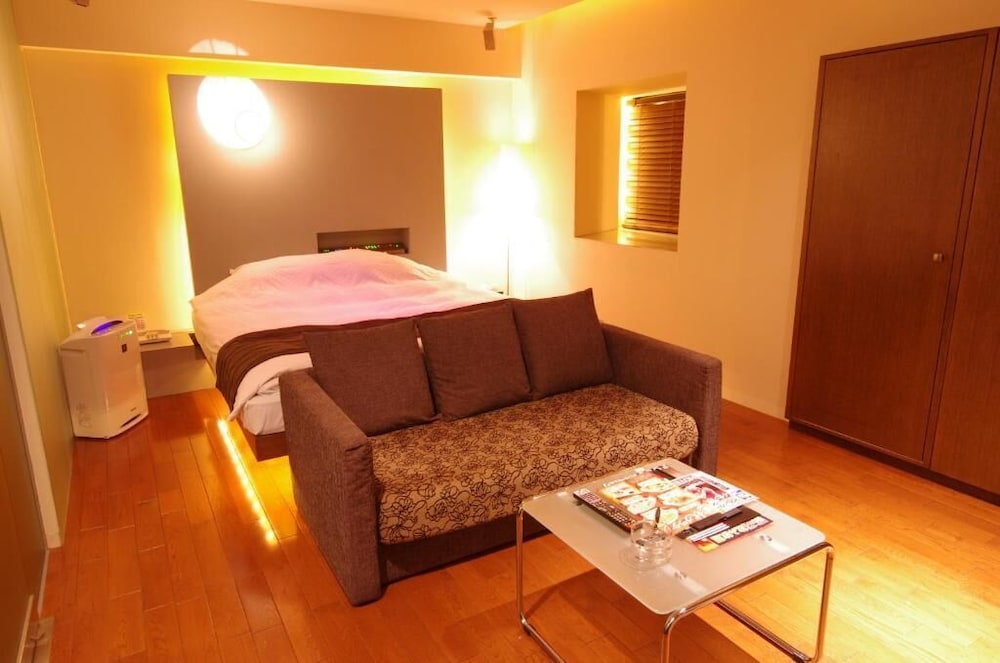 ダブルルーム 喫煙可 客室7 | ブルーホテル オクタ - 大人限定