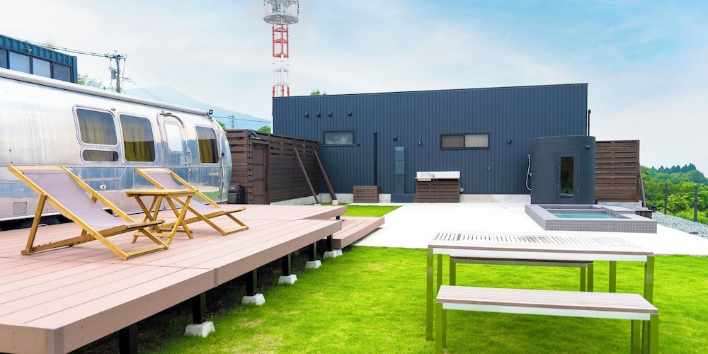 ベーシック モバイルホーム 客室5 | FOG VILLA&SPA