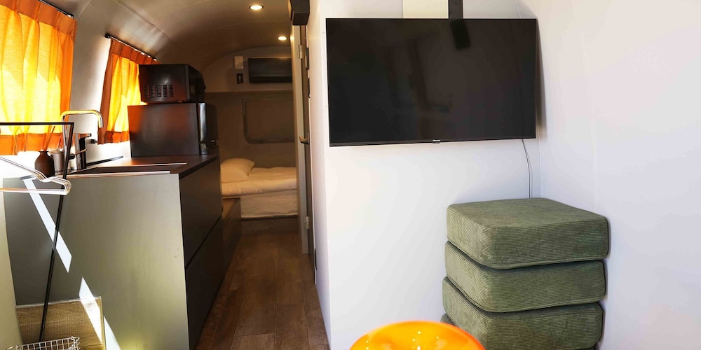 ベーシック モバイルホーム 客室7 | FOG VILLA&SPA