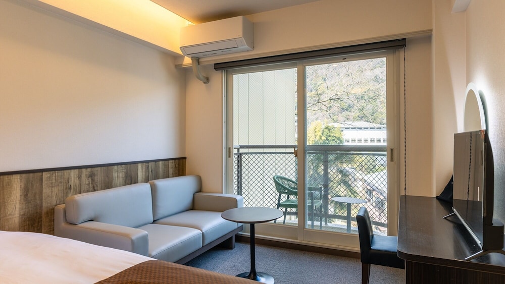 スタンダード ツインルーム バルコニー マウンテンビュー バルコニーからの眺望0 | HOTEL nehako