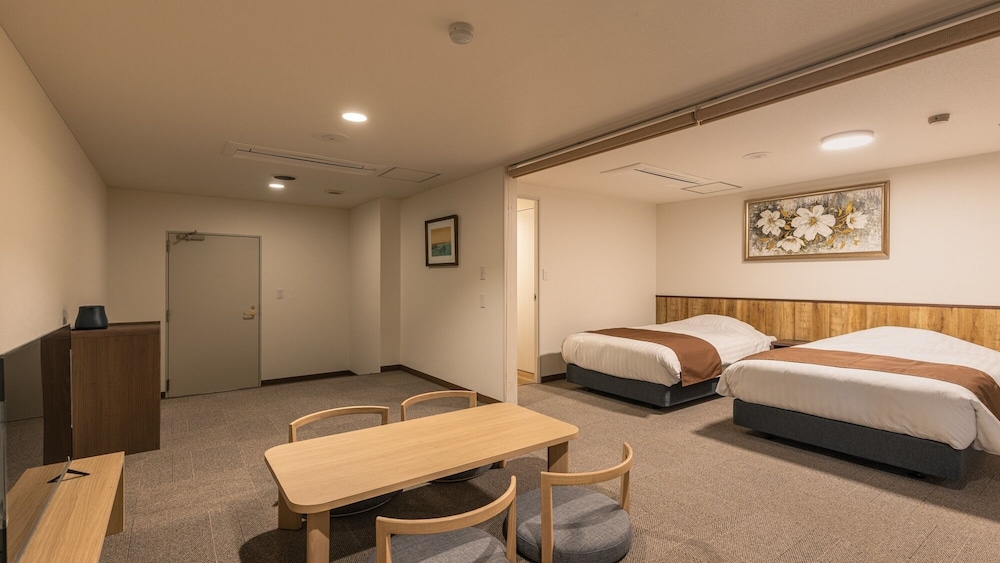 デラックス ツインルーム 客室1 | HOTEL nehako