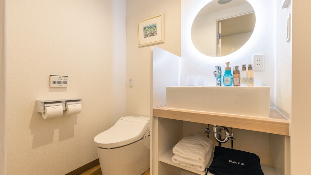 スタンダード ツインルーム 客室2 | HOTEL nehako