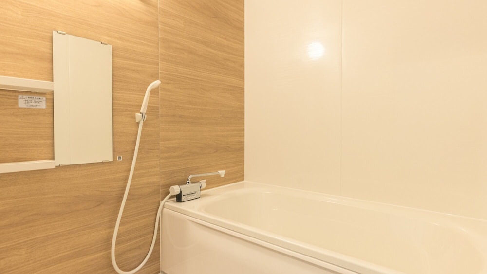 デラックス ツインルーム バスルーム0 | HOTEL nehako