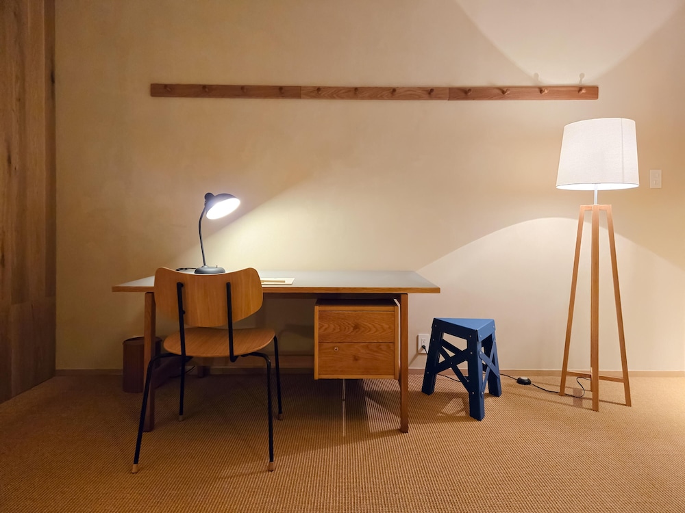 ダブルベッド×2・75平米【110】Honest Comfort 客室1 | HACIENDA KARUIZAWA HOTEL（ハシェンダ 軽井沢 ホテル）