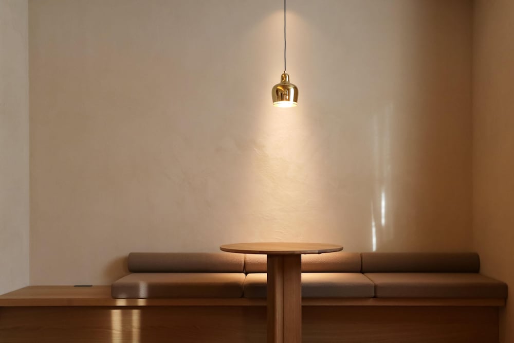 セミダブルベッド×2・51平米【106/107/108】Authentic Line 客室6 | HACIENDA KARUIZAWA HOTEL（ハシェンダ 軽井沢 ホテル）