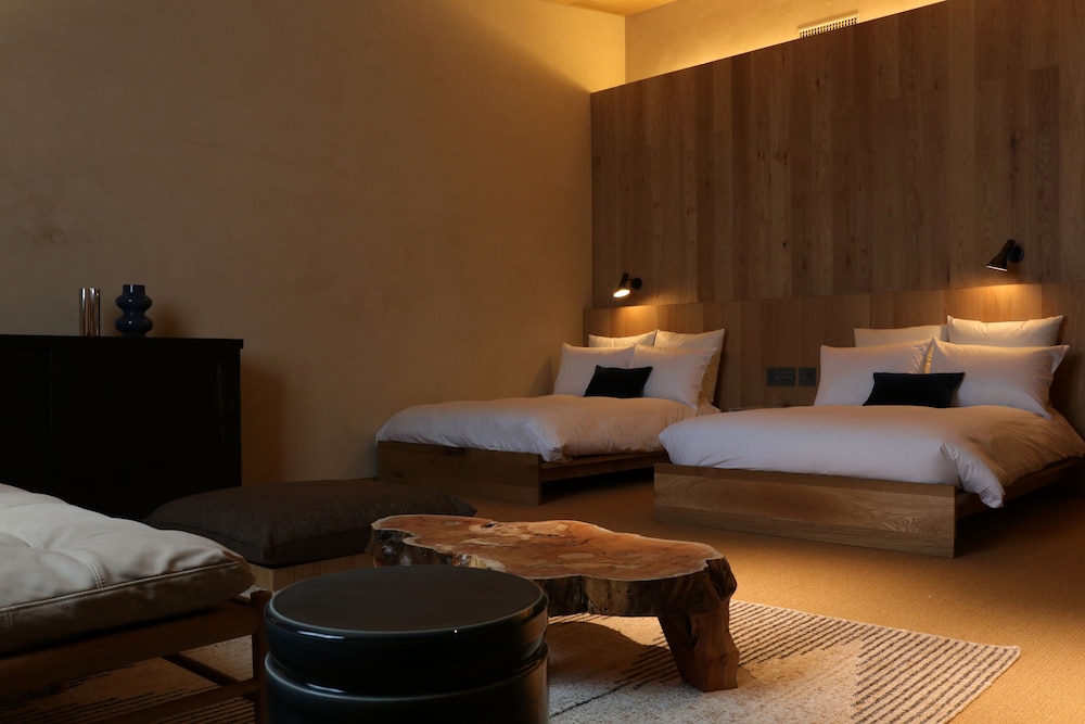 ベーシック ツインルーム スパ0 | HACIENDA KARUIZAWA