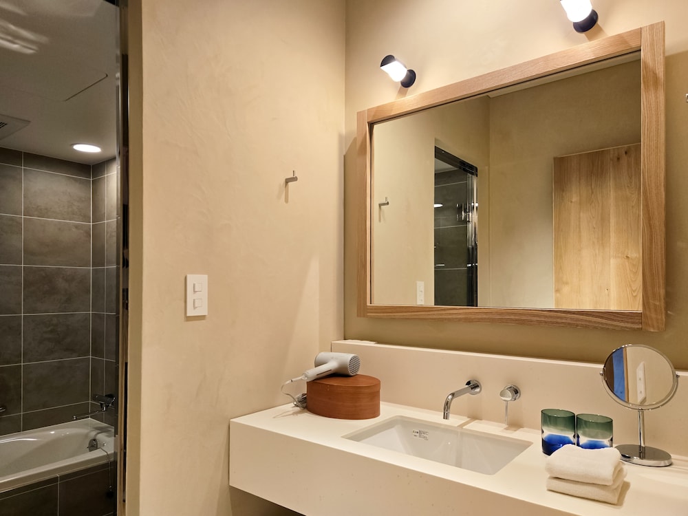 ベーシック ツインルーム バスルーム2 | HACIENDA KARUIZAWA