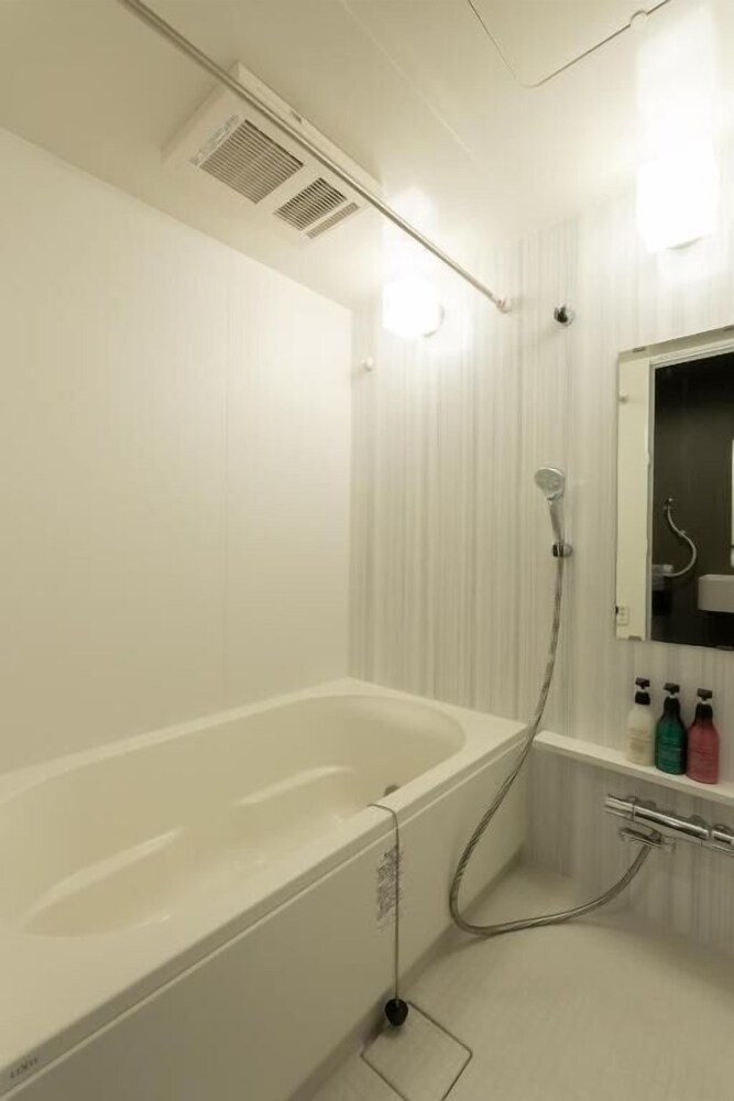 スーペリア アパートメント ラナイ シティビュー バスルーム0 | Japan Hinata Hotel