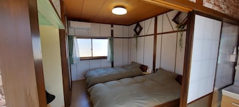 ずずめのおやど