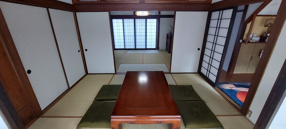 レストラン1 | ずずめのおやど