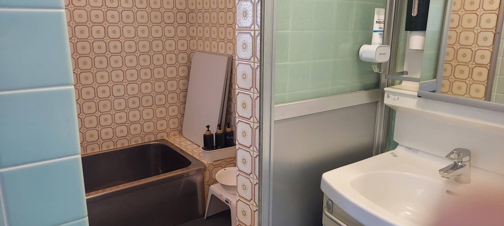 ベーシック ヴィラ バスルーム2 | ずずめのおやど