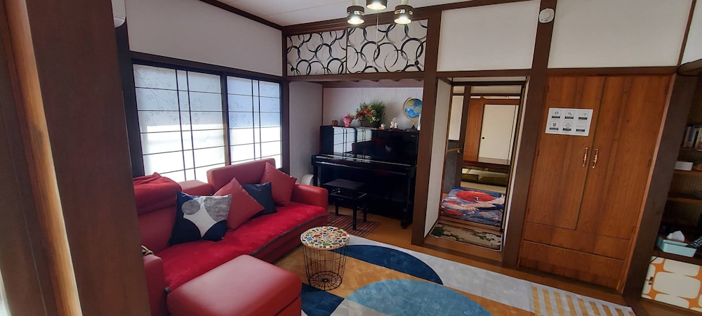 ベーシック ヴィラ リビング エリア0 | ずずめのおやど