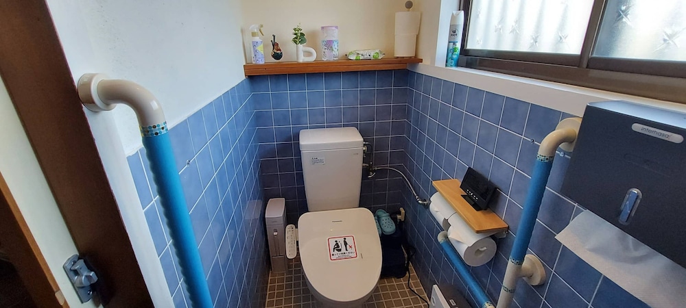 ベーシック ヴィラ バスルーム1 | ずずめのおやど