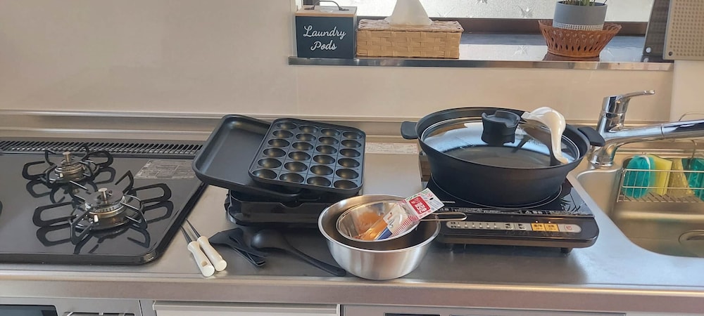 ベーシック ヴィラ 専用キッチン2 | ずずめのおやど