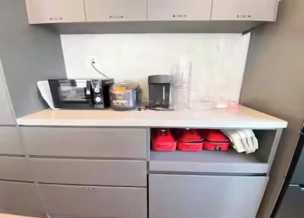 デラックス ヴィラ ガーデンビュー 客室9 | 西伊豆・海沿い庭付き新築ヴィラ｜バレルサウナ源泉掛け流し温泉露天風呂/海まで0秒