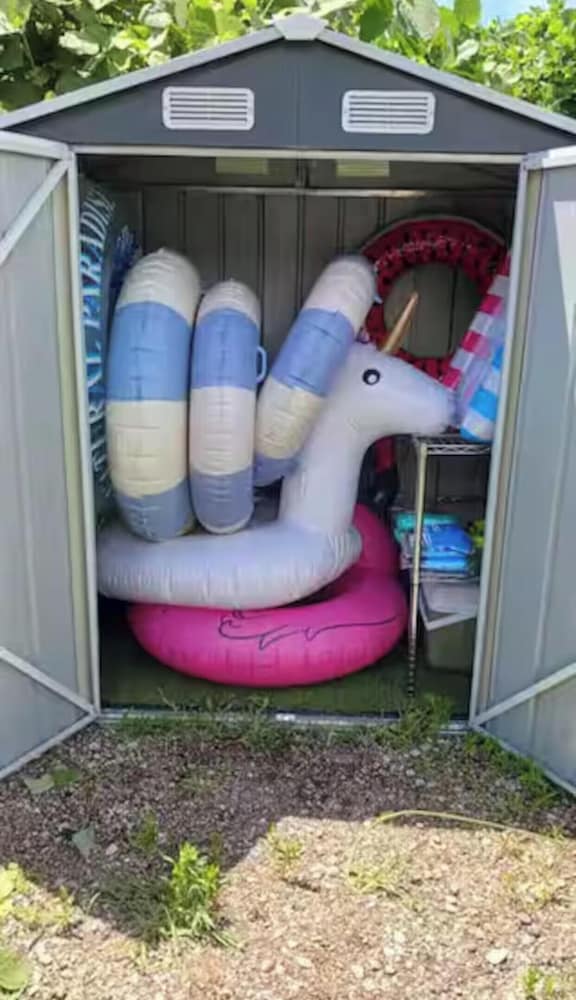 デラックス ヴィラ ガーデンビュー 客室3 | 西伊豆・海沿い庭付き新築ヴィラ｜バレルサウナ源泉掛け流し温泉露天風呂/海まで0秒