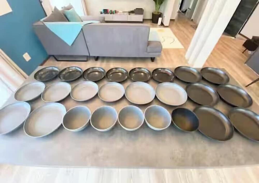 デラックス ヴィラ ガーデンビュー 客室8 | 西伊豆・海沿い庭付き新築ヴィラ｜バレルサウナ源泉掛け流し温泉露天風呂/海まで0秒