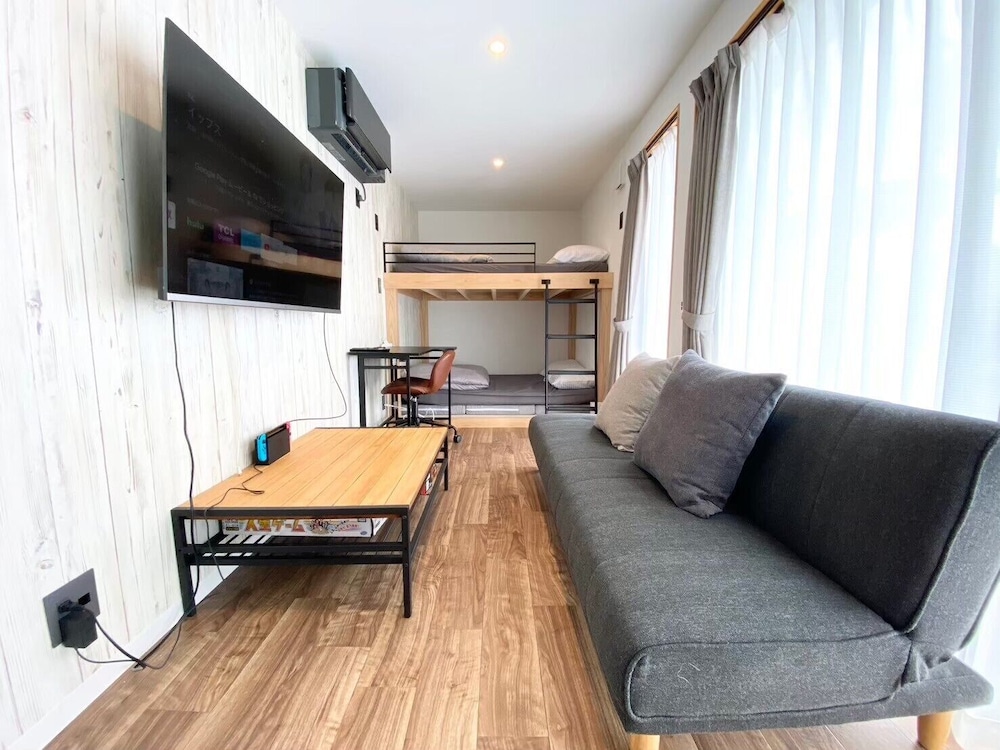 客室1 | 西伊豆・海沿いの一棟貸しヴィラ｜目の前に広がる絶景オーシャンビュー