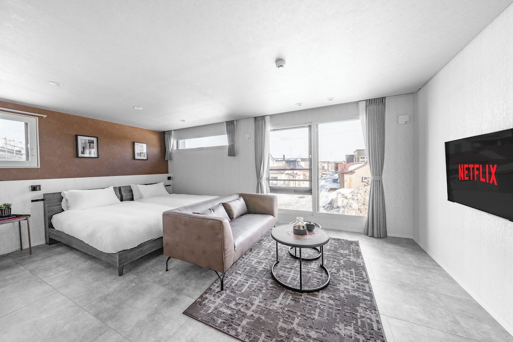 アパートメント 禁煙 (201) リビング エリア5 | GRAN HILLS