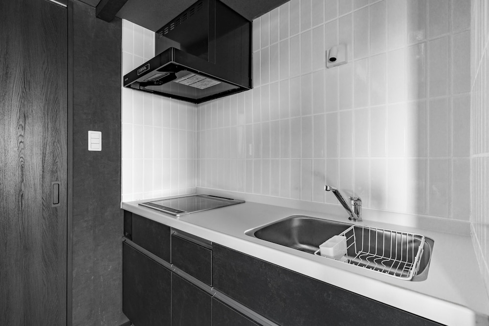 アパートメント 禁煙 (402) 専用キッチン3 | GRAN HILLS