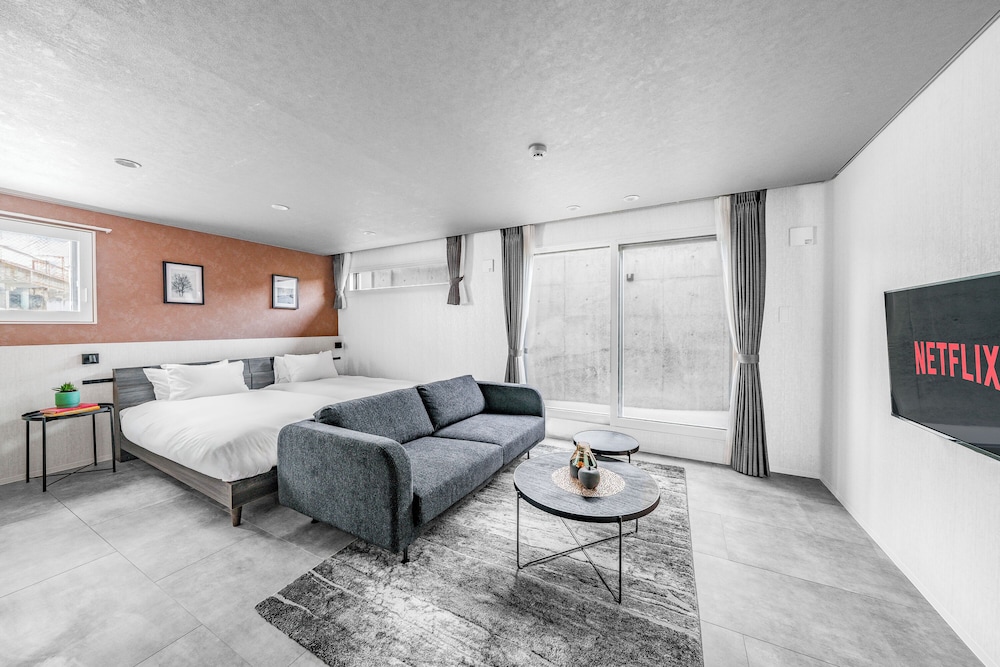 アパートメント 禁煙 (101) リビング エリア4 | GRAN HILLS