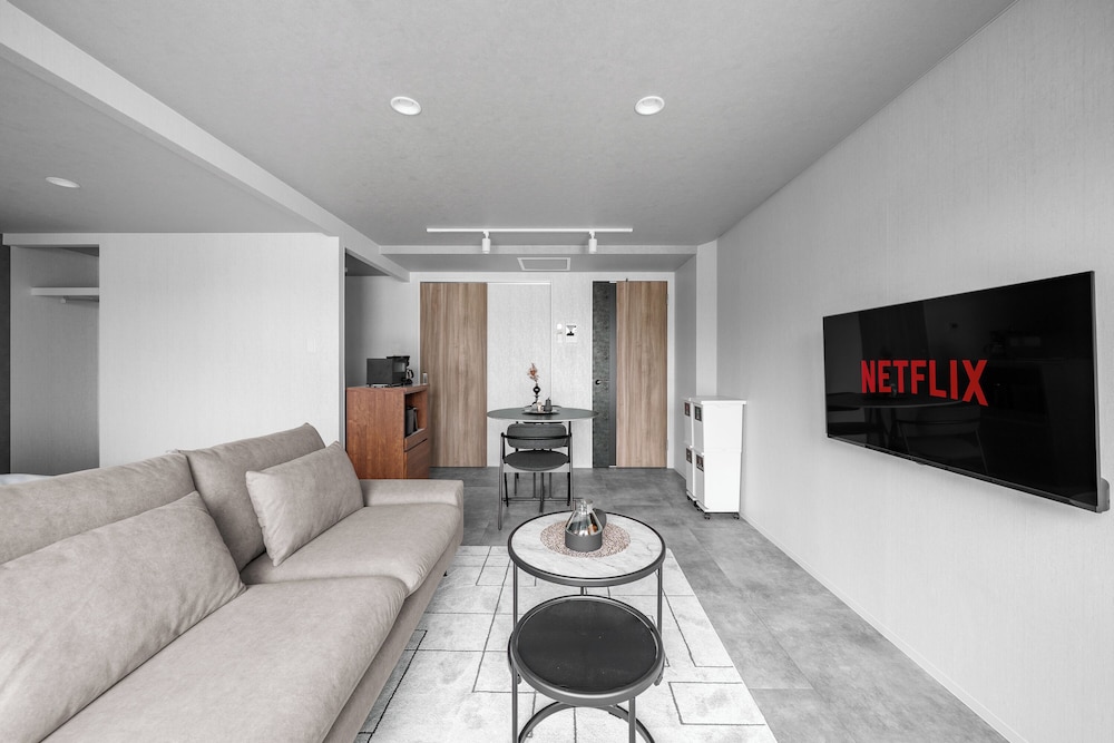 アパートメント 禁煙 (203) リビング エリア3 | GRAN HILLS