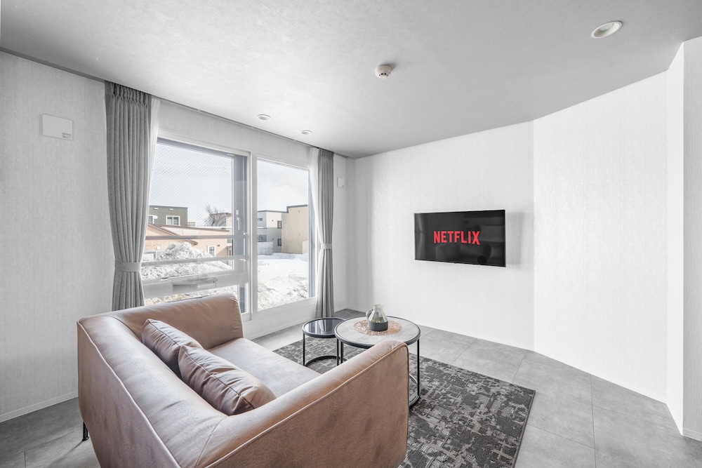 アパートメント 禁煙 (201) リビング エリア4 | GRAN HILLS