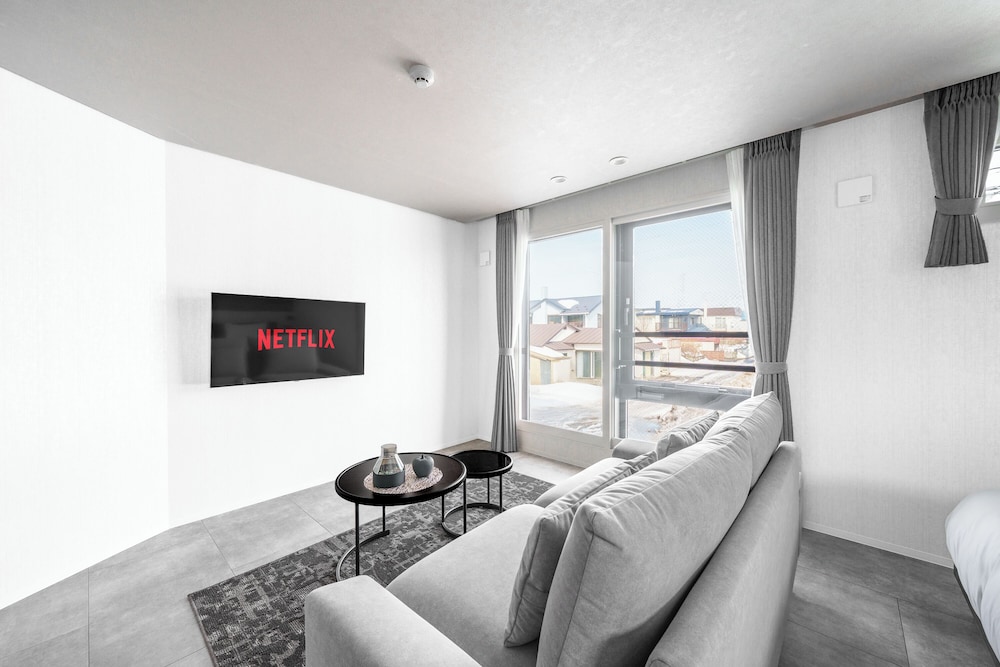 アパートメント 禁煙 (202) リビング エリア4 | GRAN HILLS