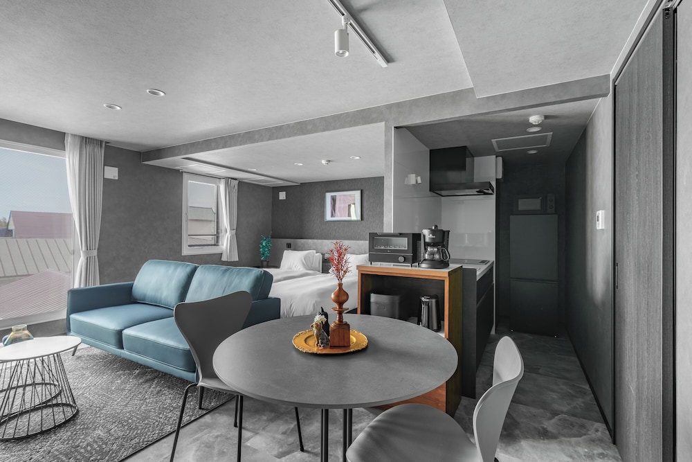 アパートメント 禁煙 (303) 客室内のダイニングエリア2 | GRAN HILLS