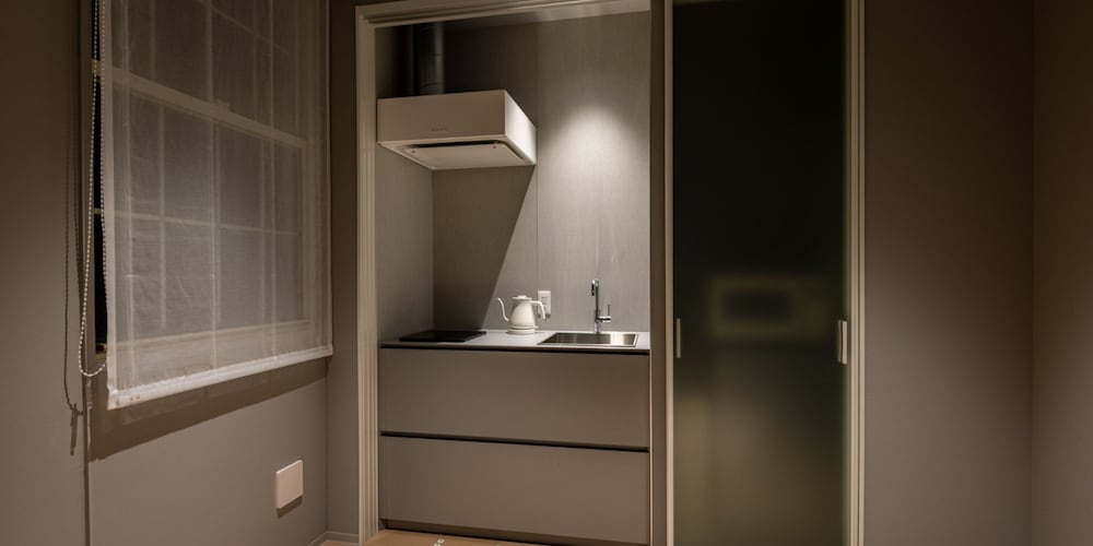 クラシック 4 人部屋 専用キッチン0 | 足羽川リトアート asunowa