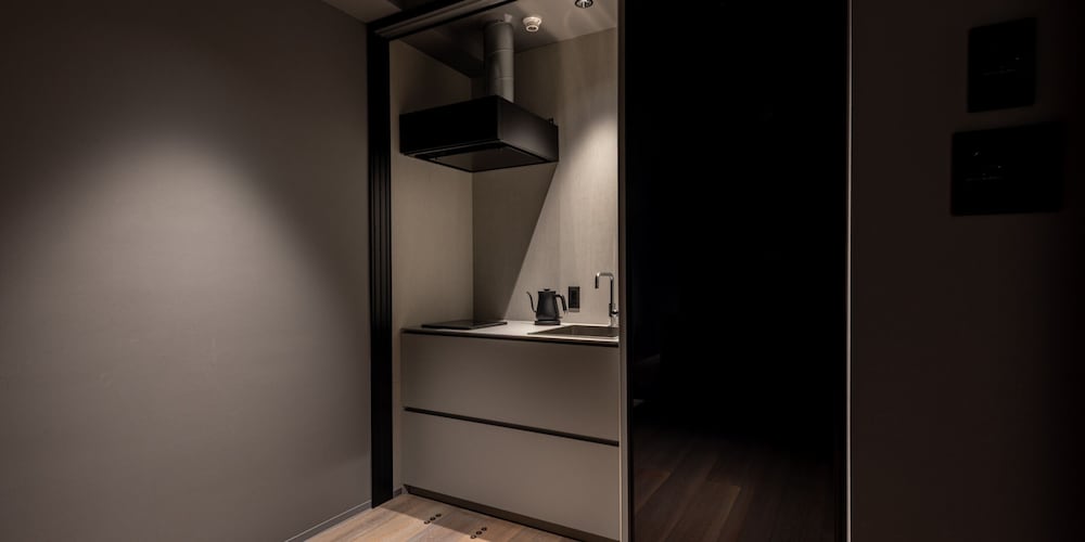 クラシック 4 人部屋 客室2 | 足羽川リトアート asunowa