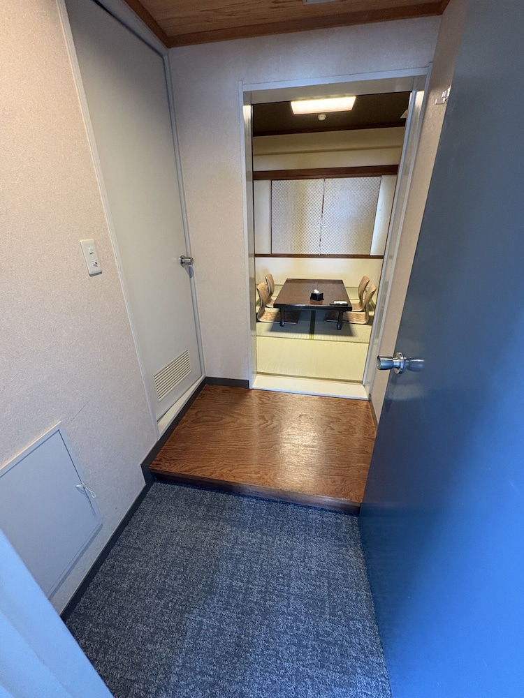 4 人部屋 シティビュー 客室2 | ピースINN益田駅北