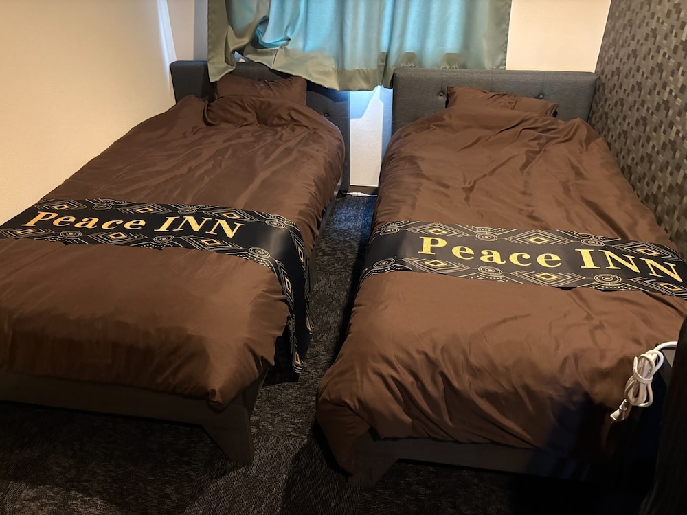 ベーシック ツインルーム シティビュー 客室4 | ピースINN益田駅北