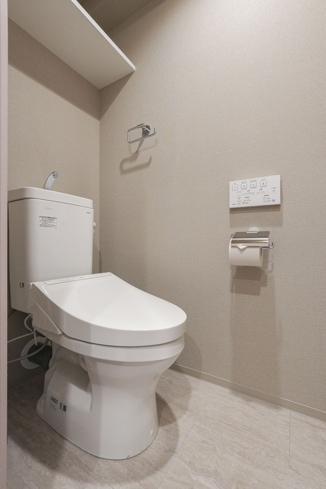 デラックス アパートメント 禁煙 (302) バスルーム0 | Dash Living Asakusa South