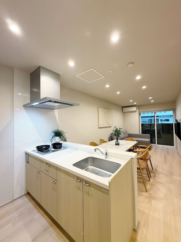 コンフォート アパートメント 専用キッチン1 | THE SAKAI SUITE