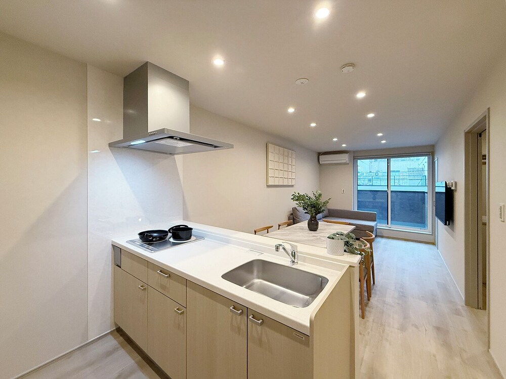 エクスクルーシブ アパートメント 内装0 | THE SAKAI SUITE