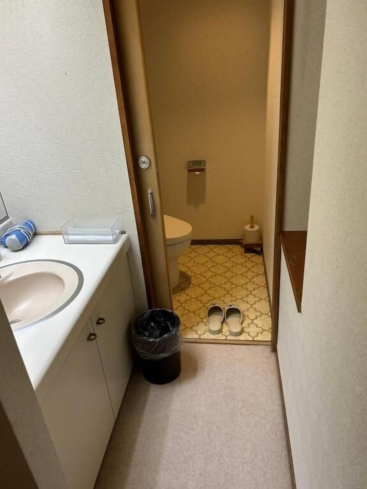 スーペリア ツインルーム ガーデンビュー バスルーム0 | Kozuka Hisanoha