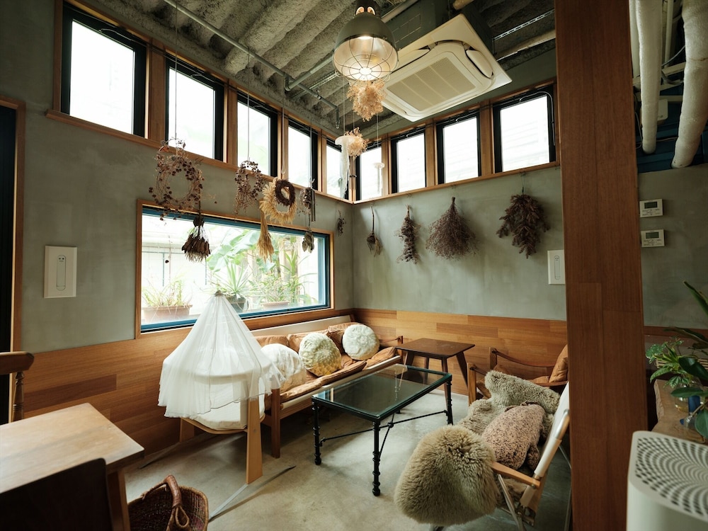 外観 | UNTEN INN